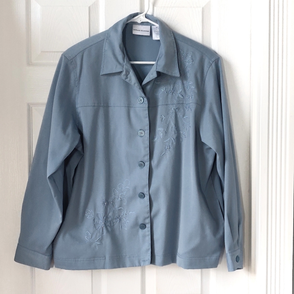 Alfred Dunner Jacket Size 14 Embroidery Button Up Padded Sky Blue